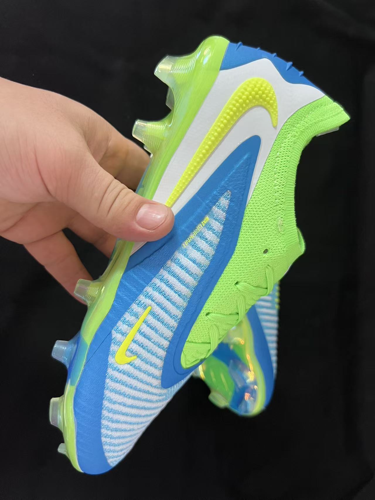 Nike Phantom 6