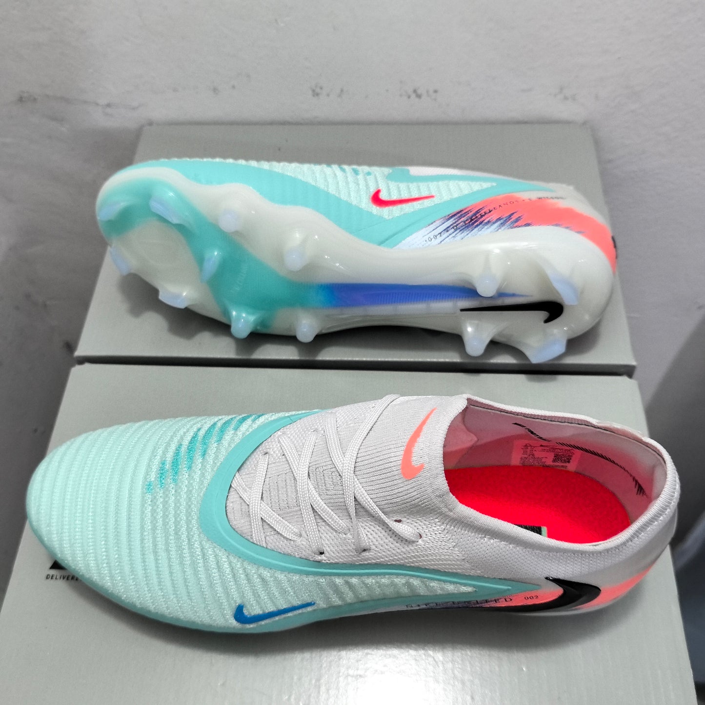 Nike Phantom 6